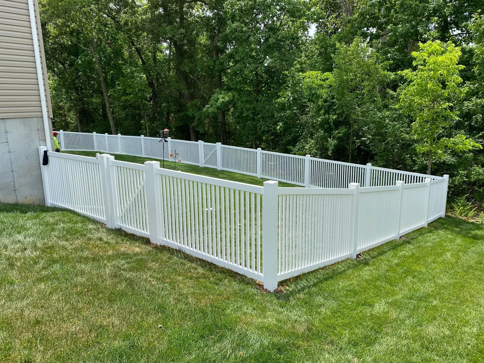 Fences project completed by MDR Build in Greater St. Louis