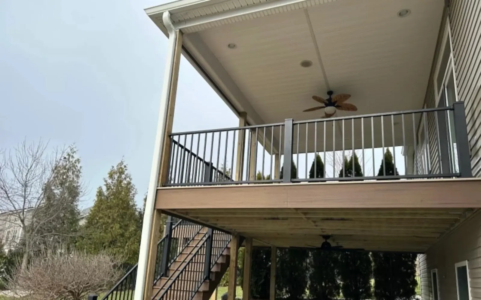 Decks & Railings project completed by MDR Build in Greater St. Louis